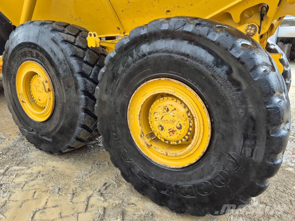 Bell B 45 E Knik dumptrucks