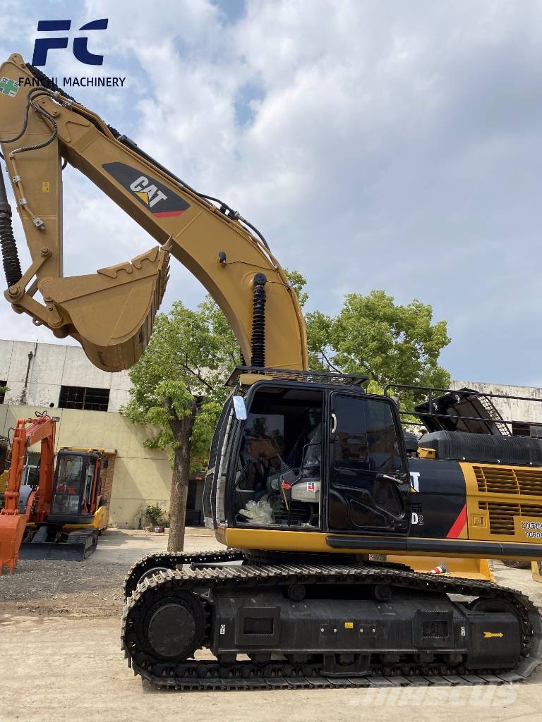 CAT 336D2 Гусеничні екскаватори