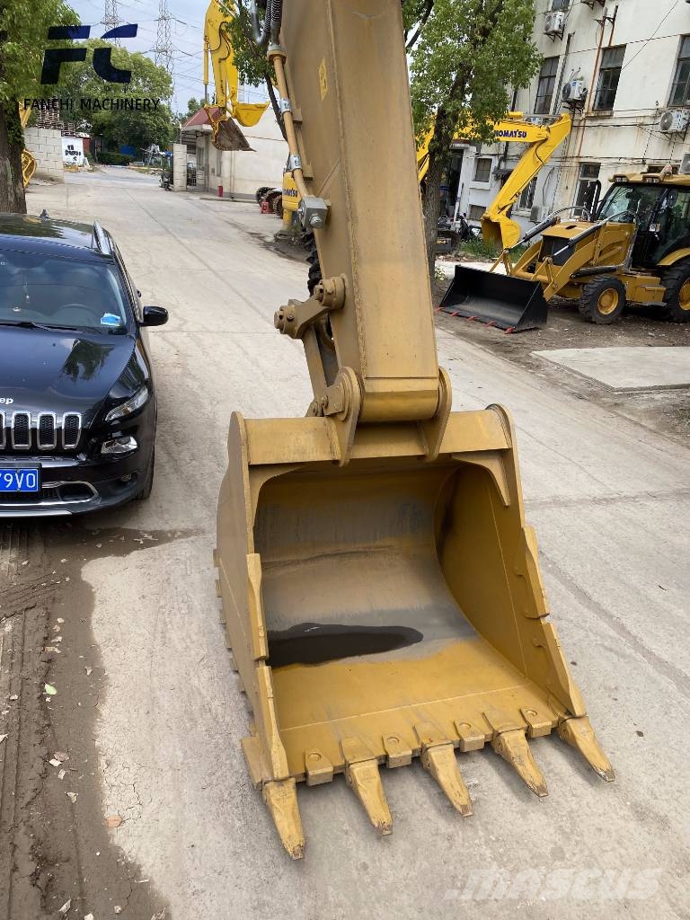 CAT 336D2 Гусеничні екскаватори