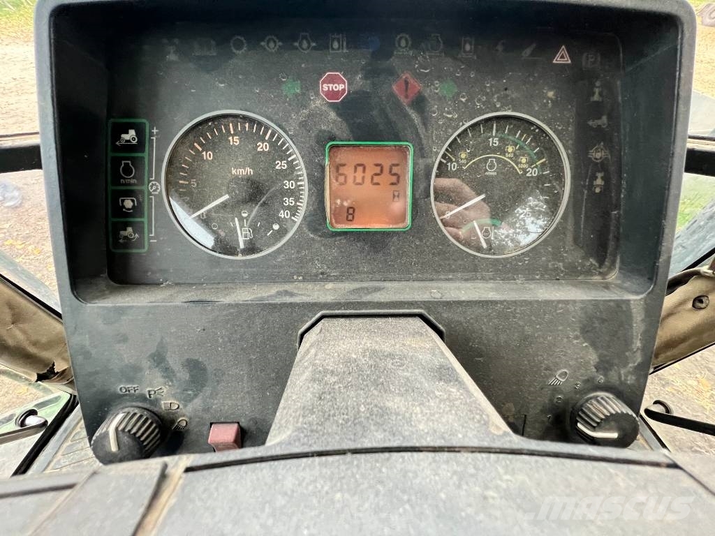 John Deere 7800 트랙터
