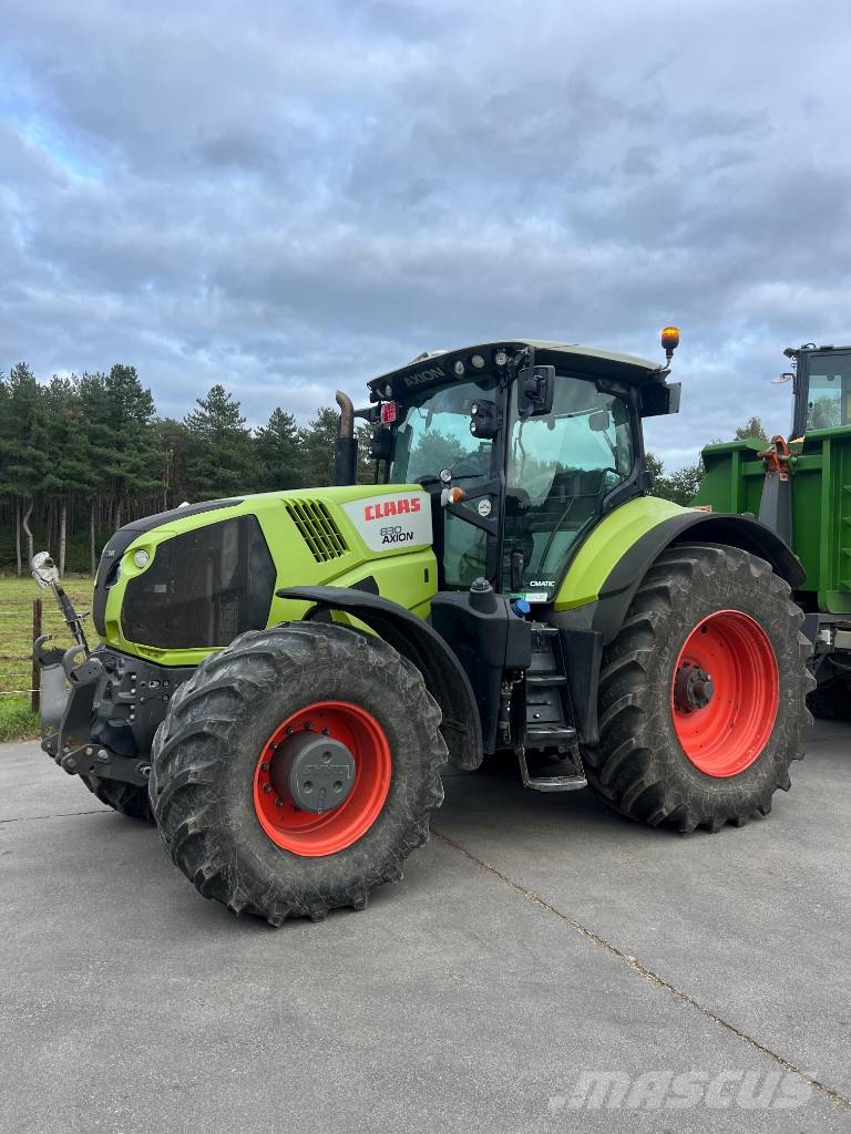 CLAAS Axion 830 Cmatic Трактори
