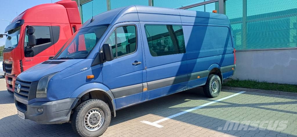 Volkswagen Crafter Achleitner 4x4 mixto 6 person 4motion شاحنة مقفلة