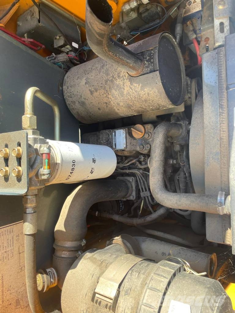 Mustang 2026 bobcat s100 s130 滑移轉向裝載機
