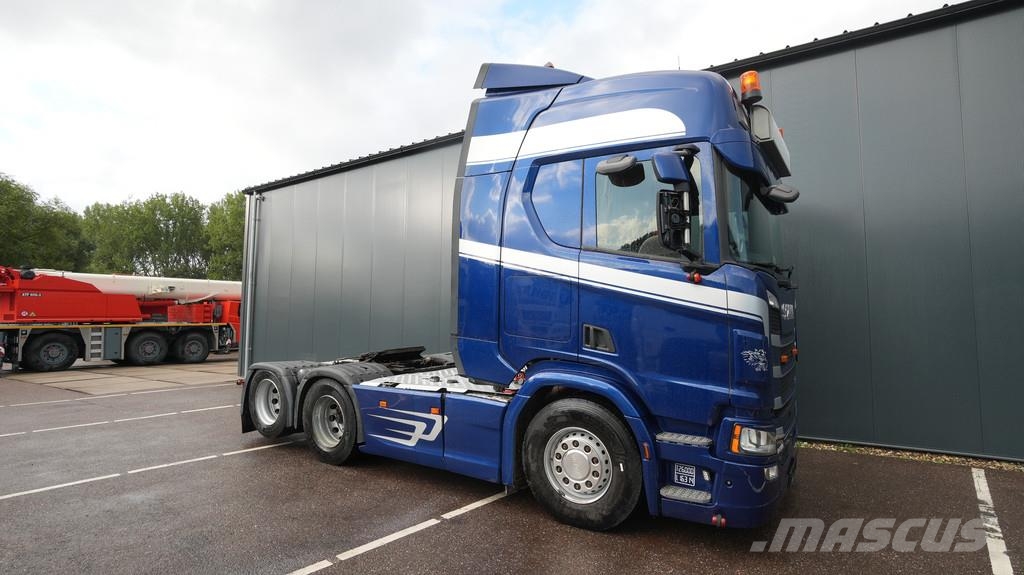 Scania R 500 6x2 retarder tractor unit Trekkers
