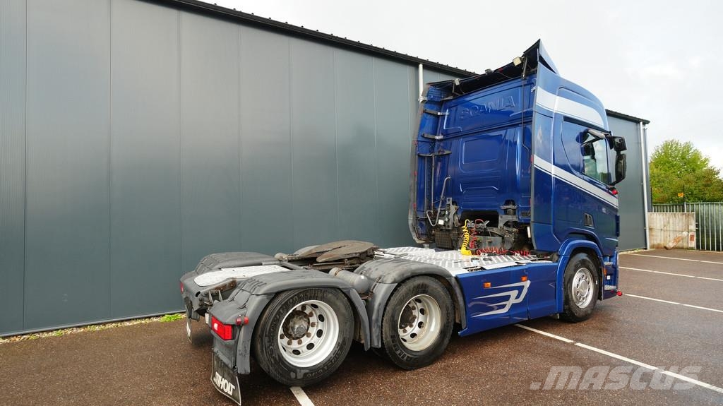 Scania R 500 6x2 retarder tractor unit Vetopöytäautot