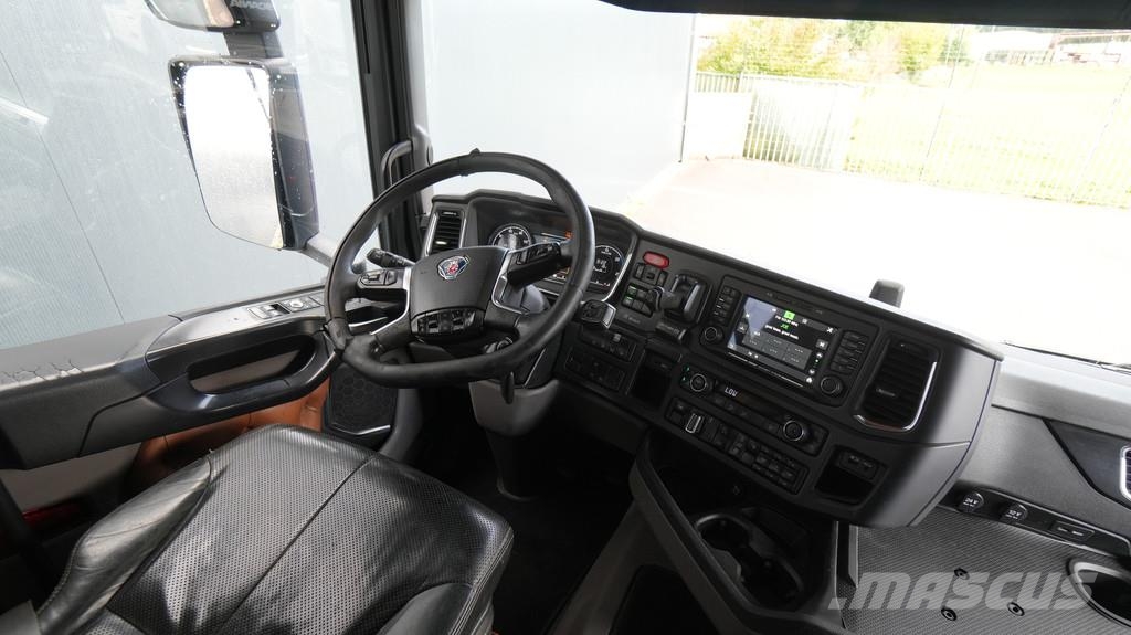 Scania R 500 6x2 retarder tractor unit Vetopöytäautot