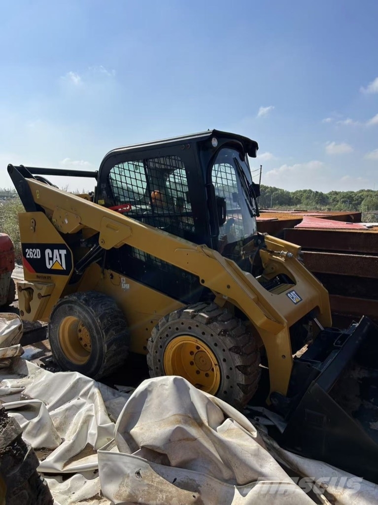CAT 262 D Skid steer loaders
