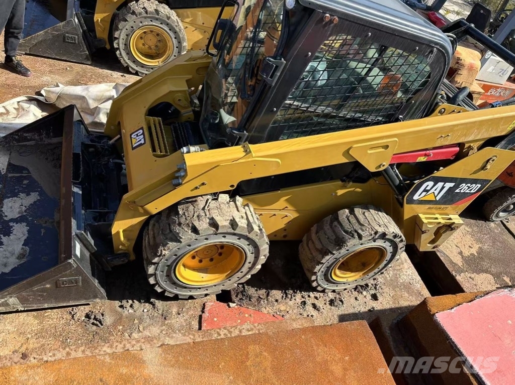 CAT 262 D Skid steer loaders