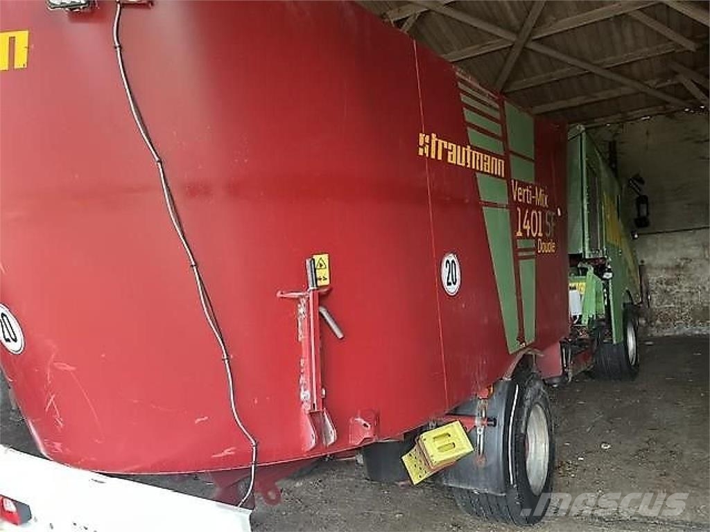 Strautmann VertiMix 1401 SF ملقمات خلاط