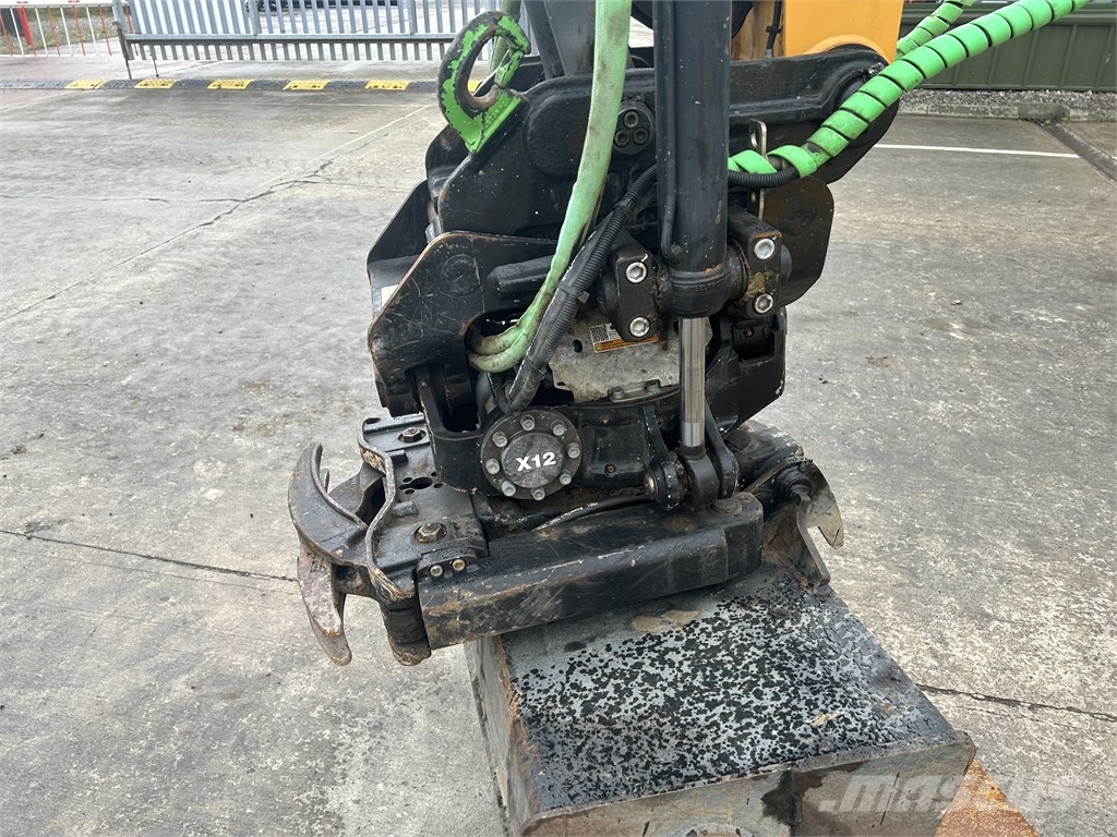 Liebherr A 910 Compact 轮式挖掘机