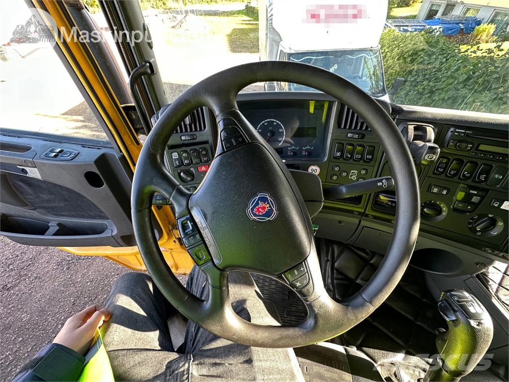 Scania R420LB6X2*4 Autocamioane