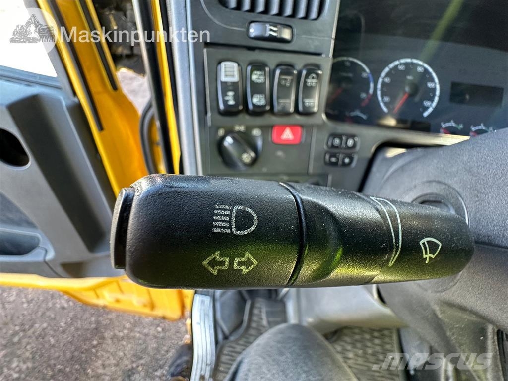 Scania R420LB6X2*4 Autocamioane