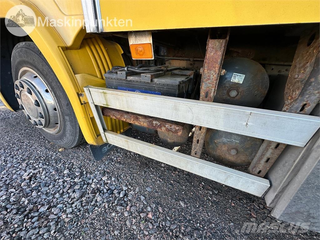 Scania R420LB6X2*4 Autocamioane
