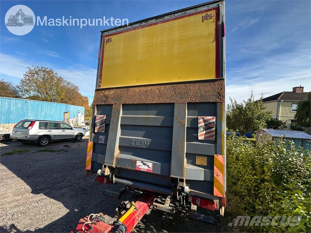 Scania R420LB6X2*4 Autocamioane