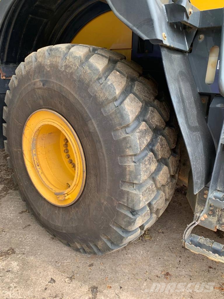 Komatsu WA470-8E0 Cargadoras sobre ruedas