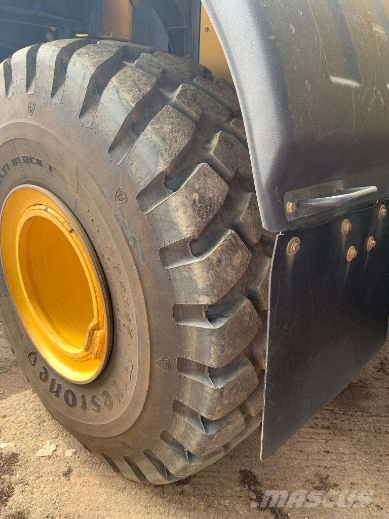 Komatsu WA470-8E0 Cargadoras sobre ruedas