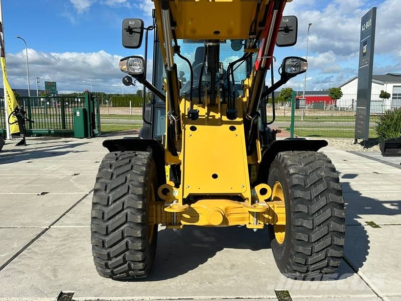 CAT 906 * BRAND NEW Wielladers