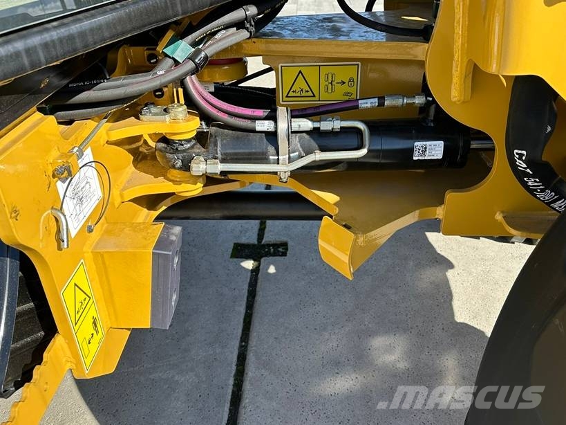 CAT 906 * BRAND NEW Wielladers