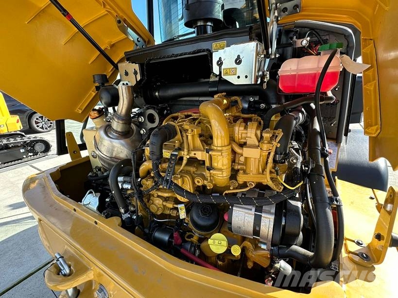 CAT 906 * BRAND NEW Wielladers