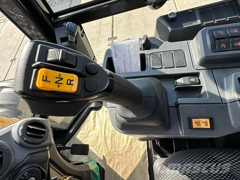 CAT 906 * BRAND NEW Wielladers