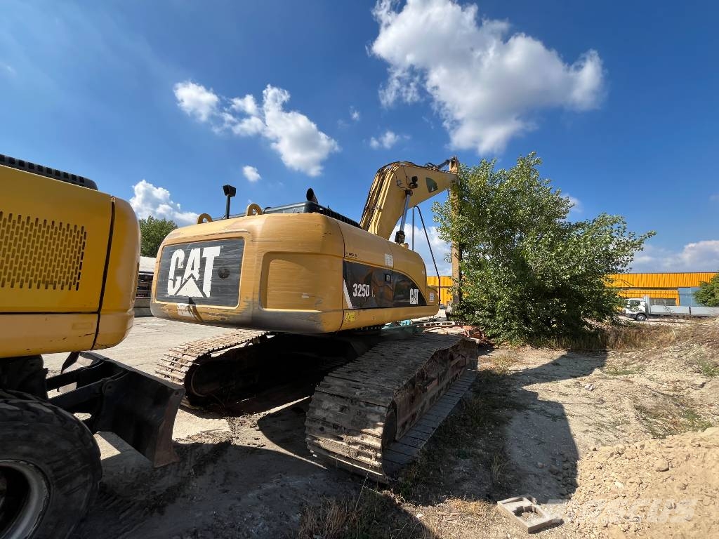 CAT 325 L LR Raupenbagger