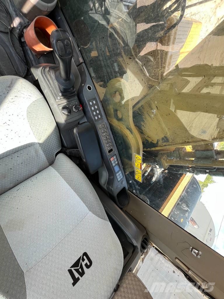 CAT 325 L LR Raupenbagger