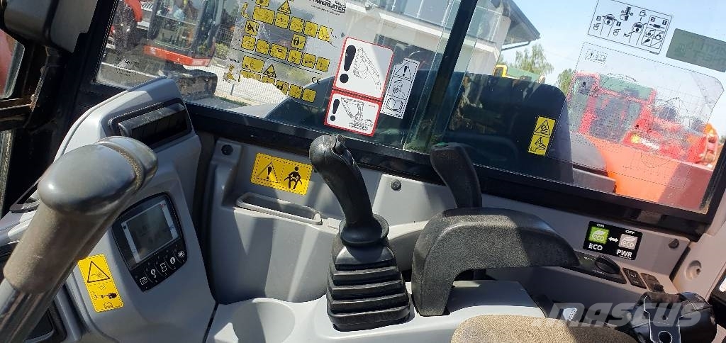 Kubota KX 080-4 中型挖掘机