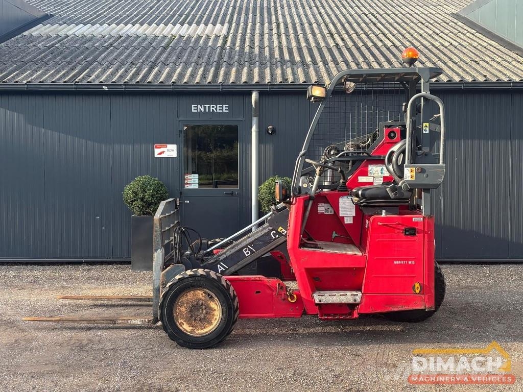 Moffet M10 25.4 telescopic boom - CE - Kubota engi Kravas mašīnām piestiprināmie pacēlāji