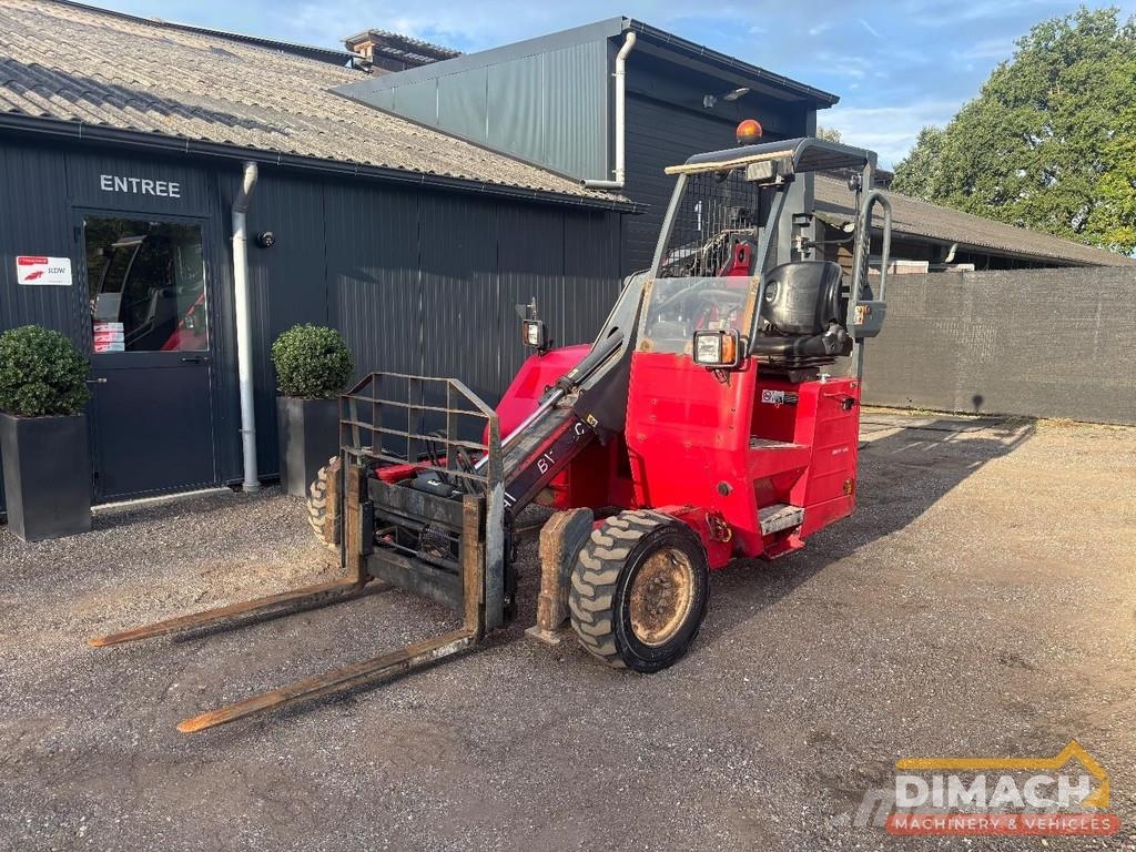 Moffet M10 25.4 telescopic boom - CE - Kubota engi Kravas mašīnām piestiprināmie pacēlāji