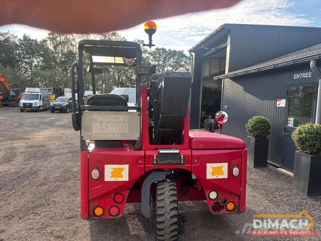 Moffet M10 25.4 telescopic boom - CE - Kubota engi Kravas mašīnām piestiprināmie pacēlāji