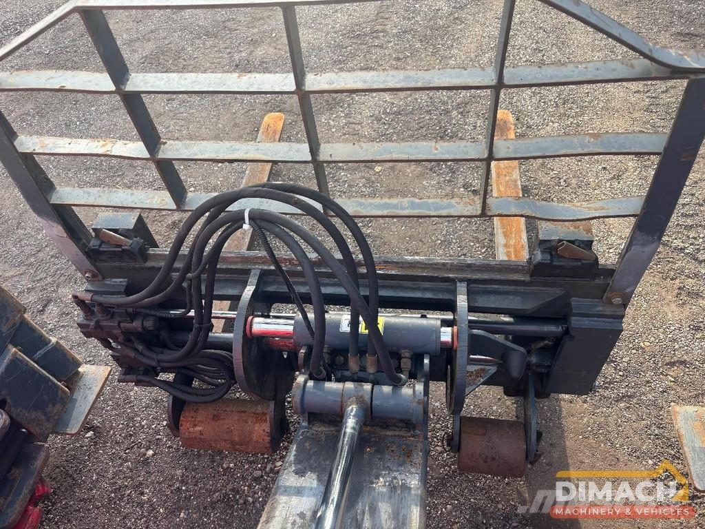 Moffet M10 25.4 telescopic boom - CE - Kubota engi Kravas mašīnām piestiprināmie pacēlāji