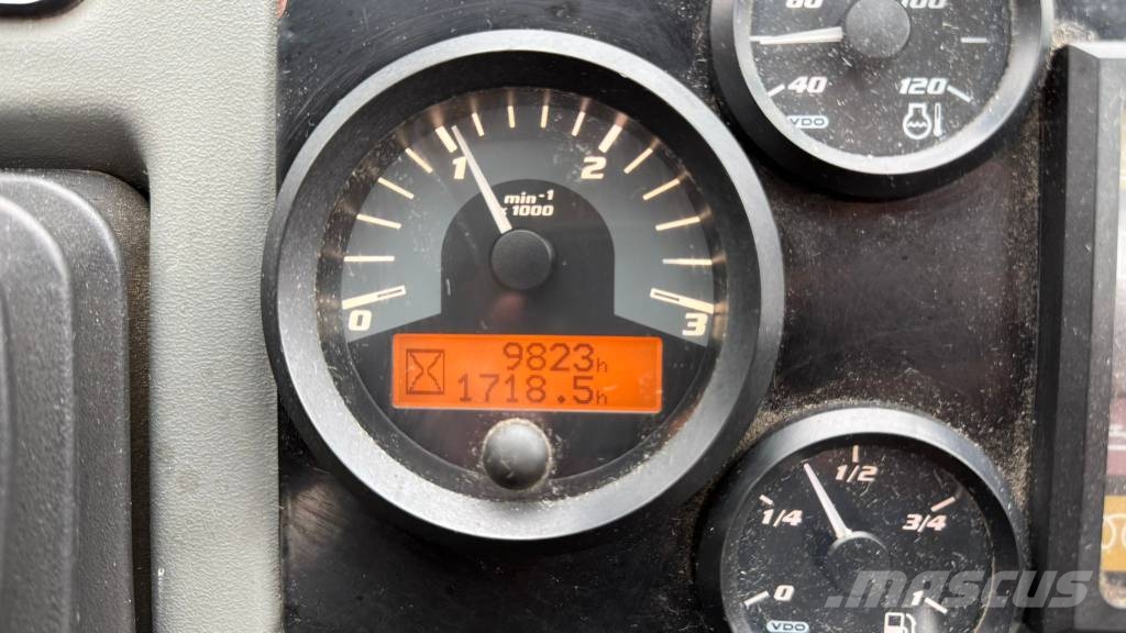 Wille 655C لوادر بعجل