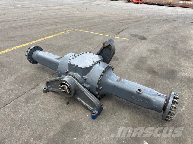 Hitachi zw 150 used rear axles محور العجلة
