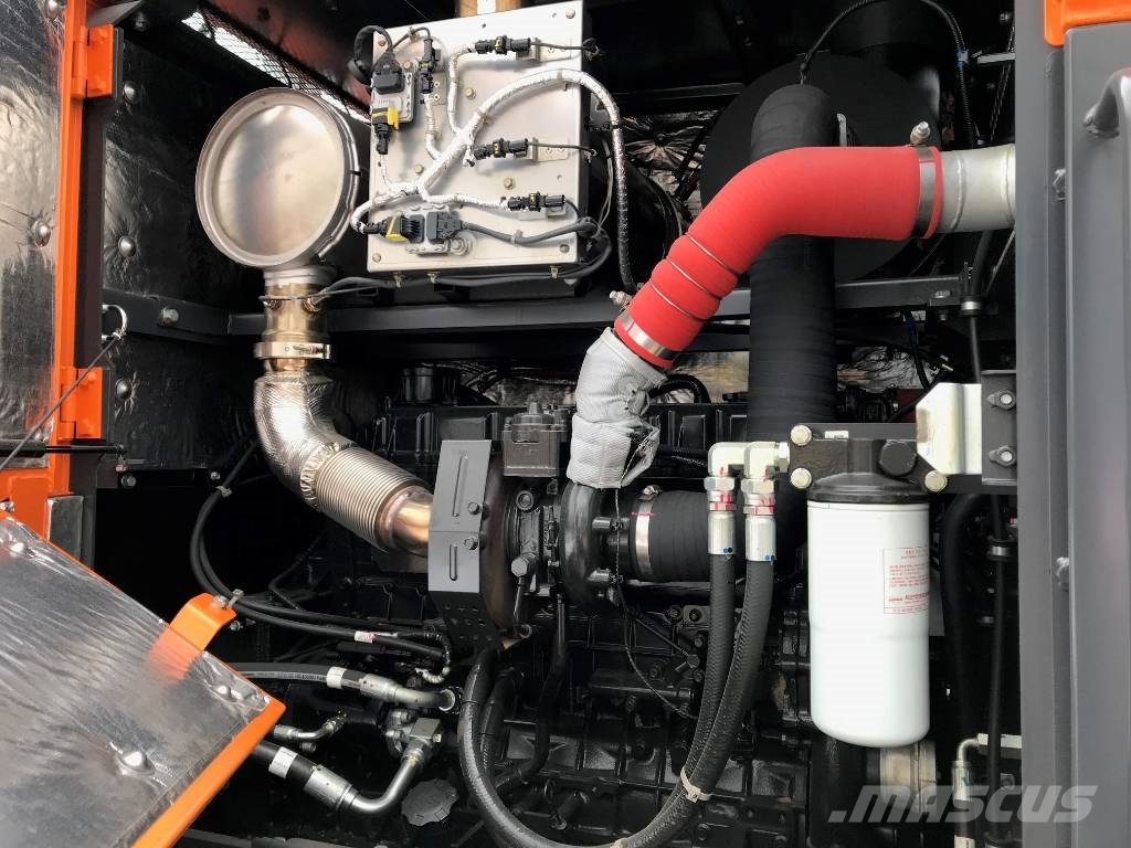 Develon DL 320-7 Колесни товарачи