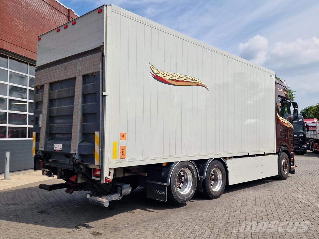 Scania S520 V8 NGS - full air - retarder- opticruise - al Camiones con caja de remolque