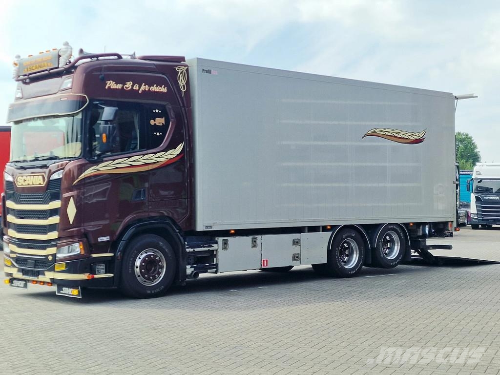 Scania S520 V8 NGS - full air - retarder- opticruise - al Camiones con caja de remolque