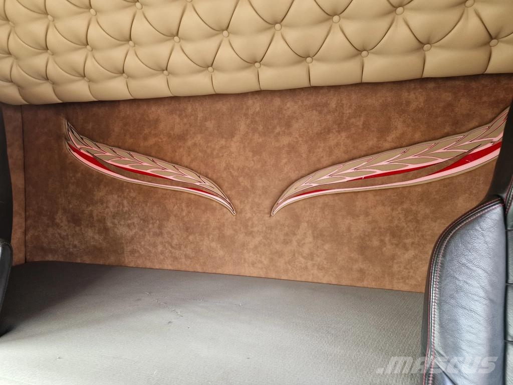 Scania S520 V8 NGS - full air - retarder- opticruise - al Camiones con caja de remolque
