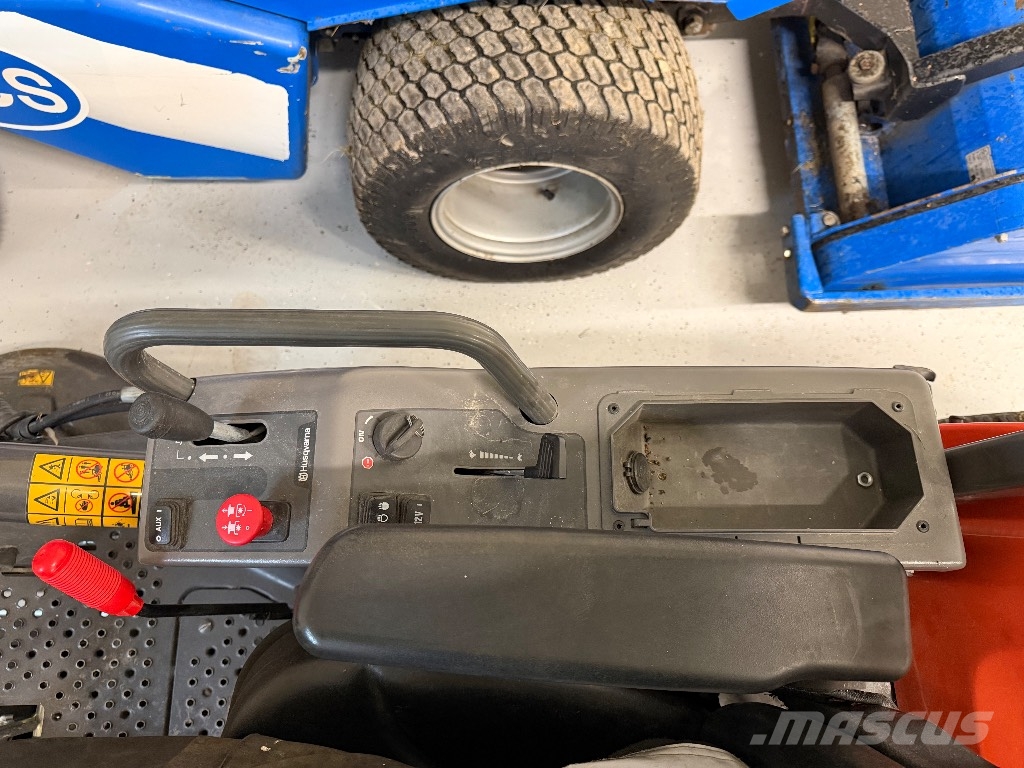 Husqvarna P 520 DX Tractores corta-césped