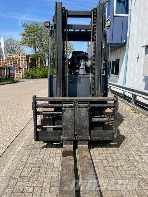 Carer Z70KN Sähkötrukit