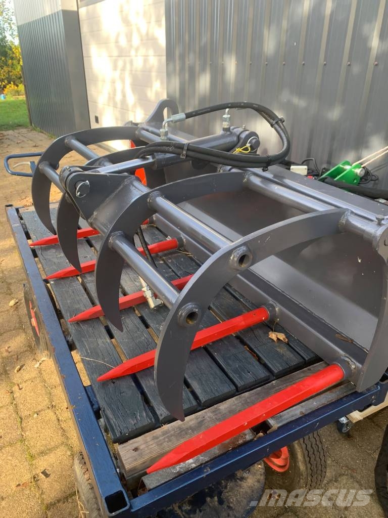 Farmtrac FT 25G HST جرارات مدمجة