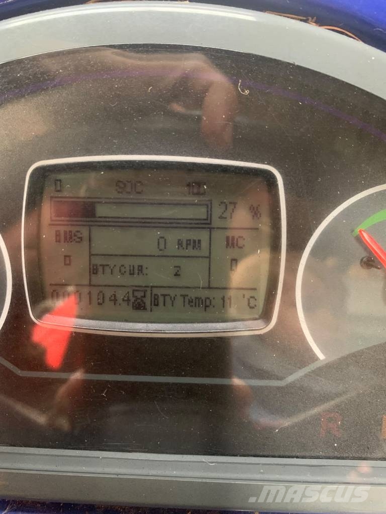 Farmtrac FT 25G HST جرارات مدمجة