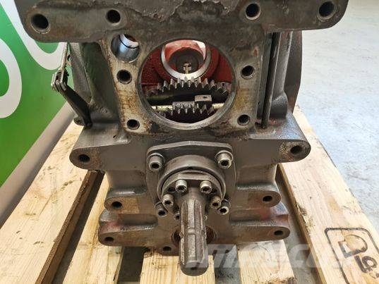 CLAAS Ares 657 differential case Rama i zawieszenie