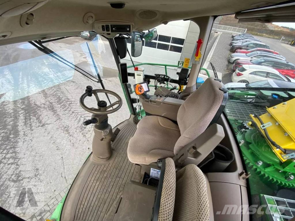John Deere 8400 i Falciatrinciatrici