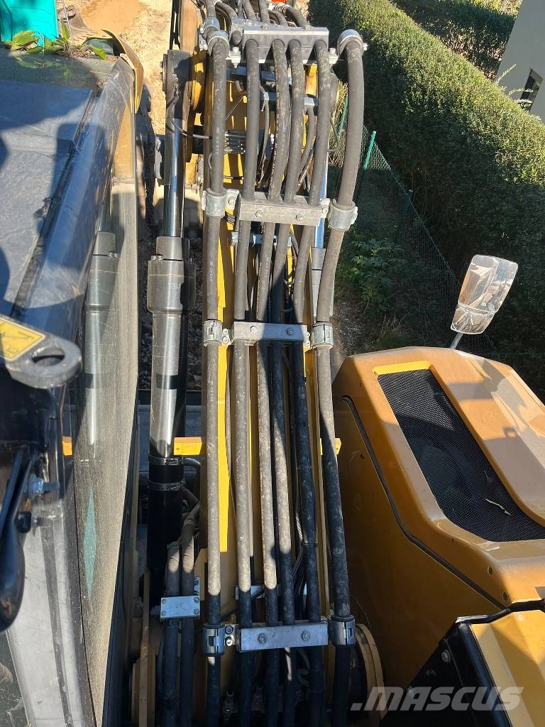 CAT M317F / Lehnhoff HS10 Powertilt Bagri na kolesih