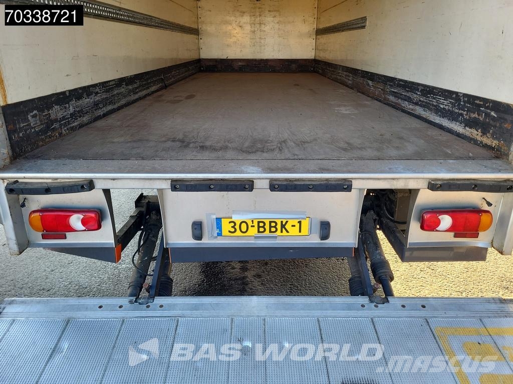Renault Midlum 180 4X2 NL-truck 12tonner 1500kg Tailgate A Bakwagens met gesloten opbouw