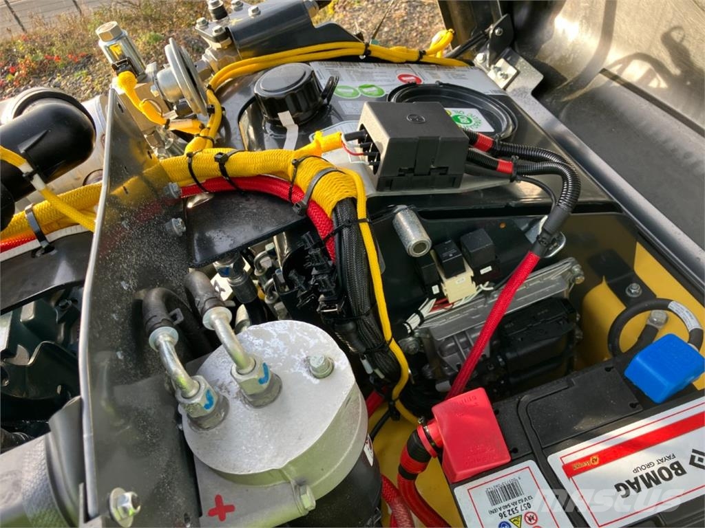 Bomag DE BW 100 AD-5 Stage V/Tier 4f Çift tamburlu silindirler