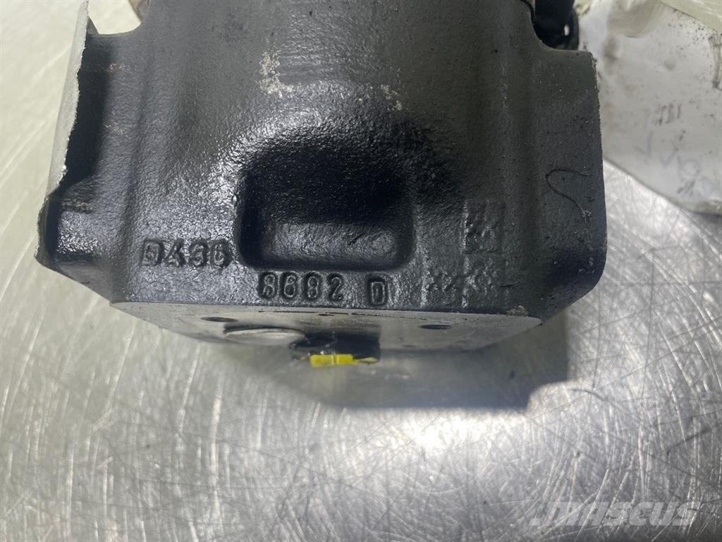 JCB 525-60 - Gearpump/Zahnradpumpe/Tandwielpomp Hidráulicos