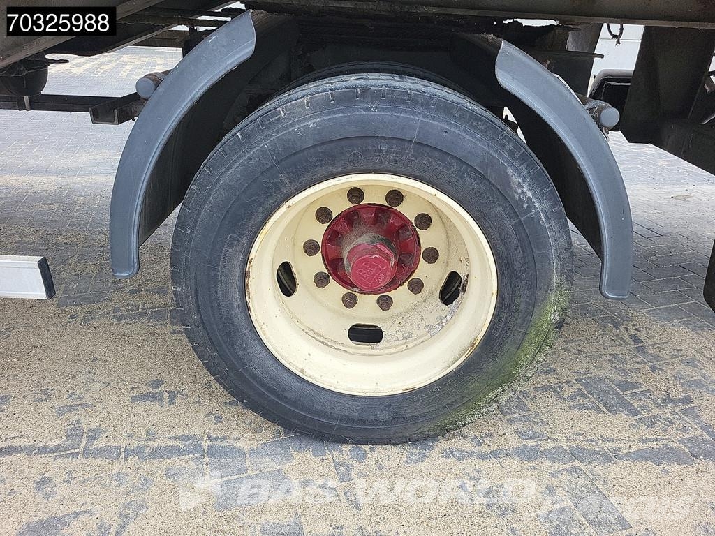  Netam-Fruehauf NEFO-1142 Elhúzható ponyvás félpótkocsik