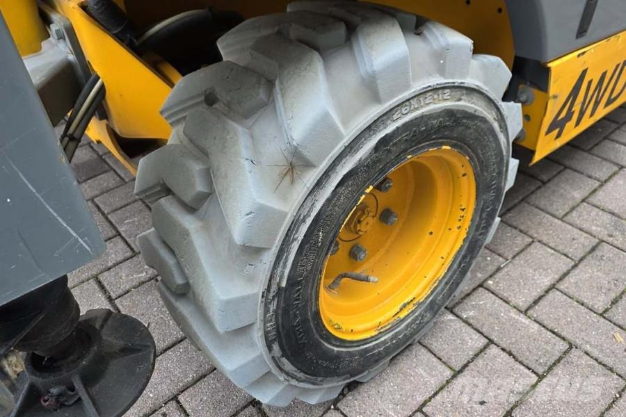 Haulotte Compact 12DX Diesel, 4x4 Drive, 12m Working Height Škarjaste dvižne ploščadi