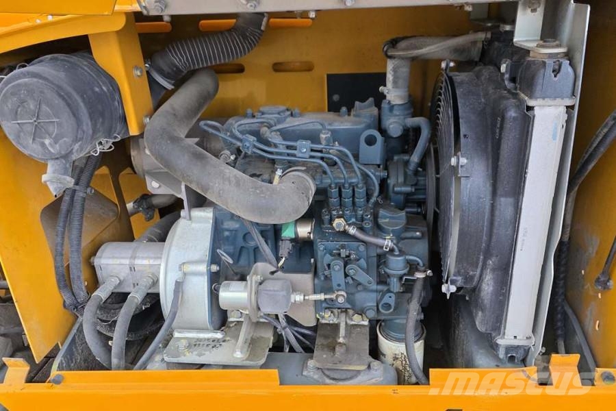 Haulotte Compact 12DX Diesel, 4x4 Drive, 12m Working Height Škarjaste dvižne ploščadi